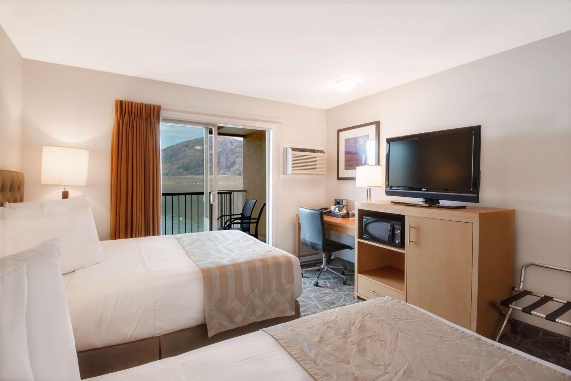 Coast Osoyoos Beach Hotel Exterior foto
