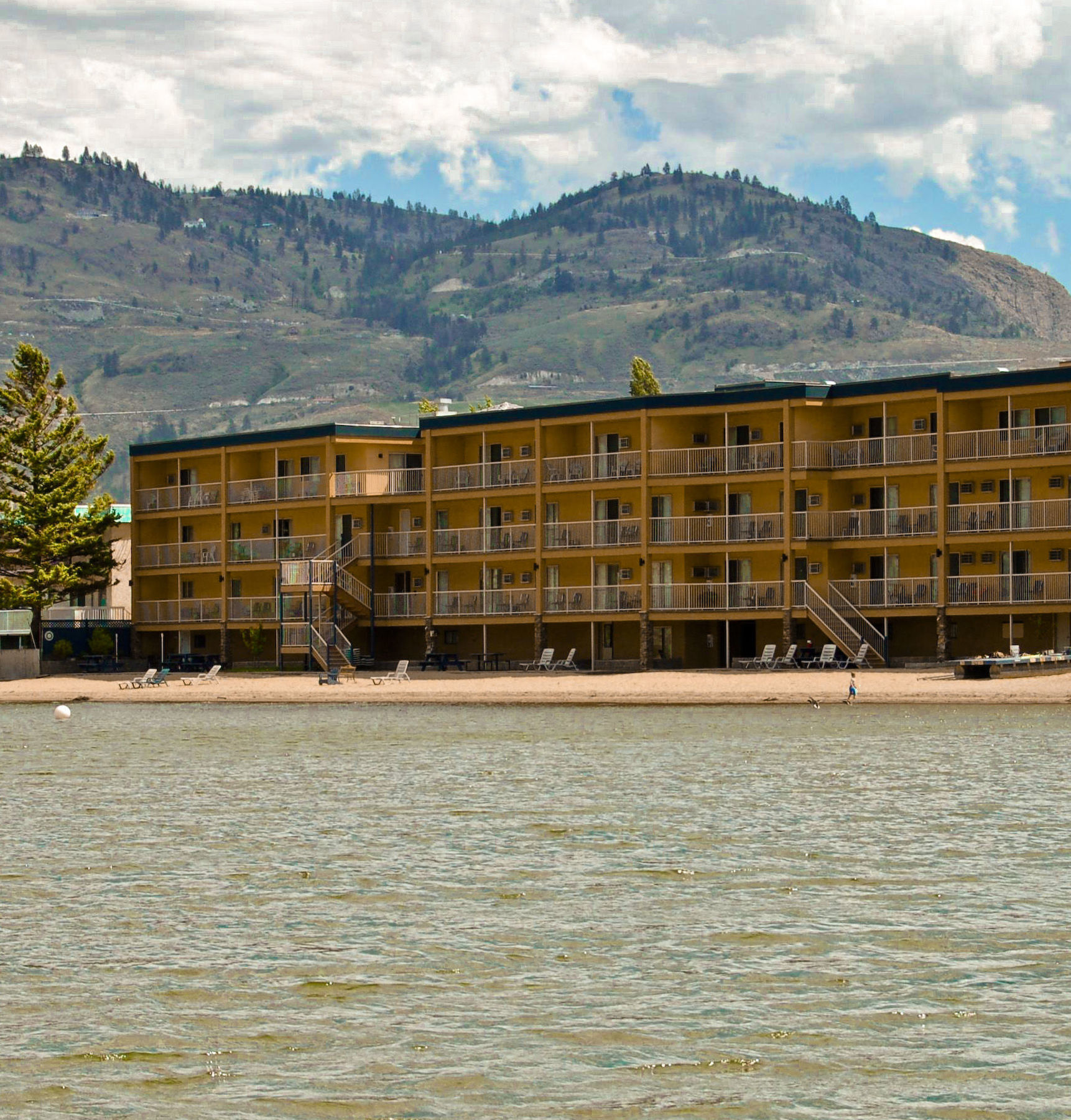 Coast Osoyoos Beach Hotel Exterior foto